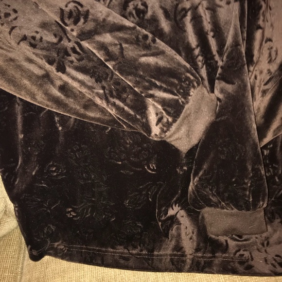 Top - Picture 6 of 6